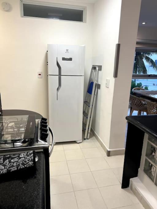 Apartamento Vista Para O Mar E Pe Na Areia Guarujá Exteriör bild